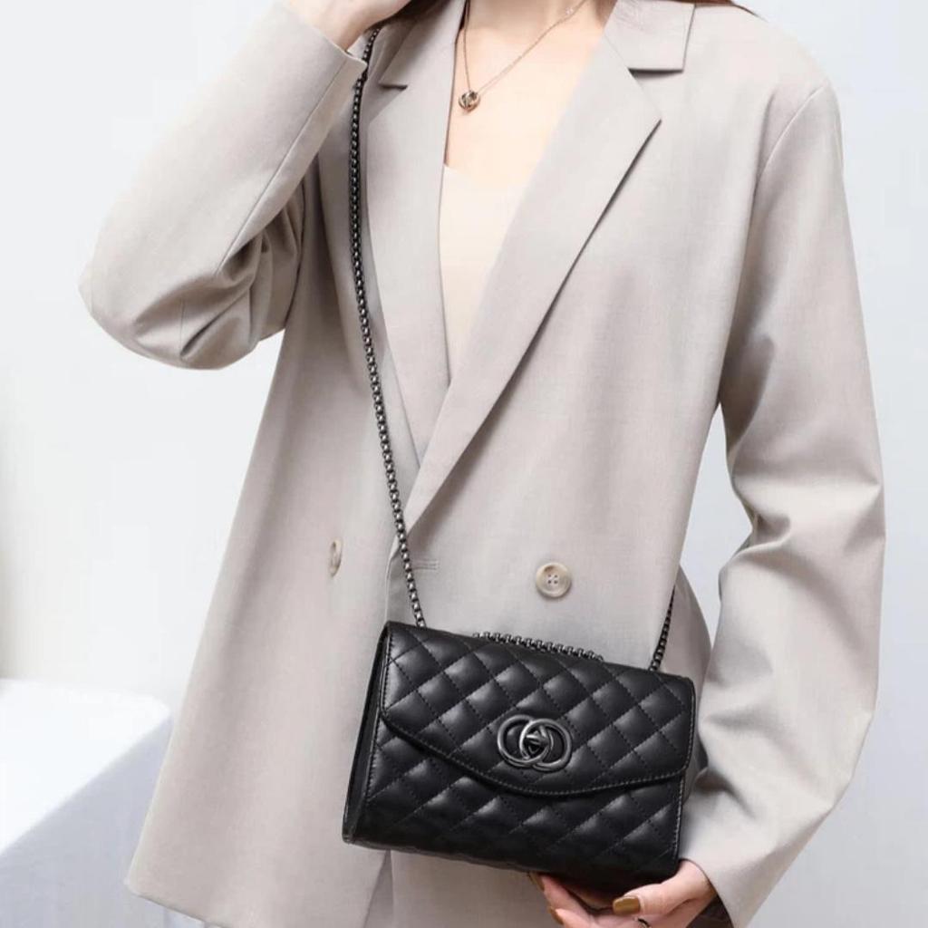 Viney Leather Handbag, Women's Chain Bag, Crossbody Bag, Shoulder Bag, Black