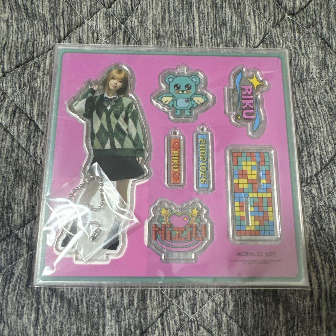 

[USED] NiziU Riku Acrylic Stand