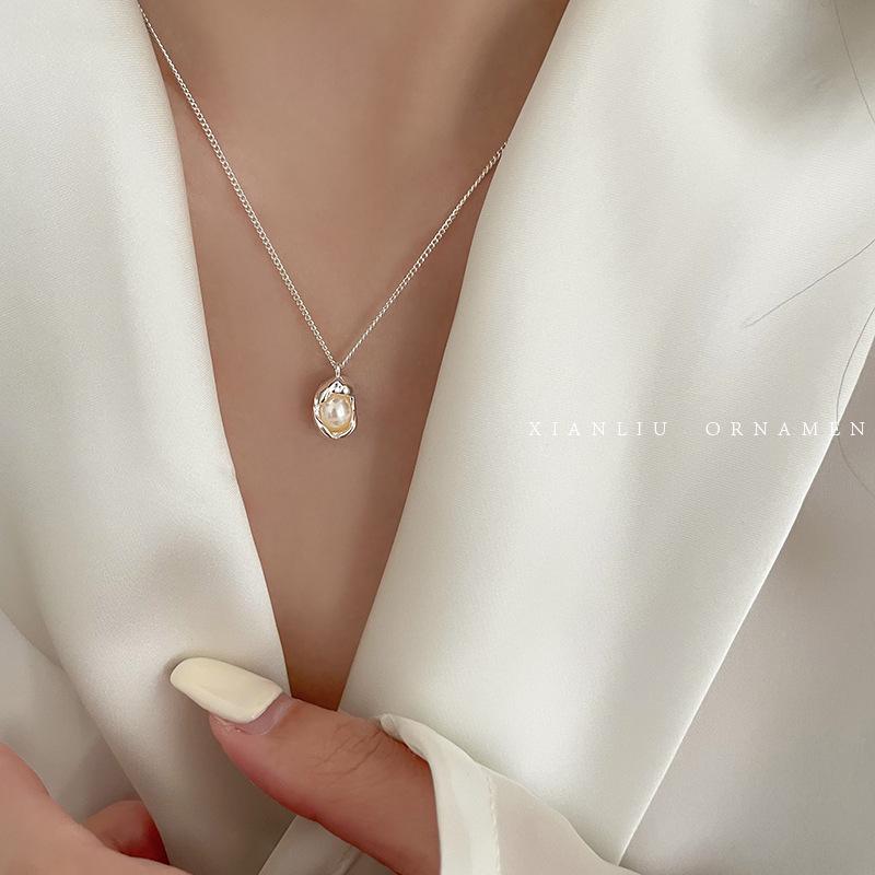 Women's French Pearl Pendant Necklace - Elegant, Versatile, and Chic Design