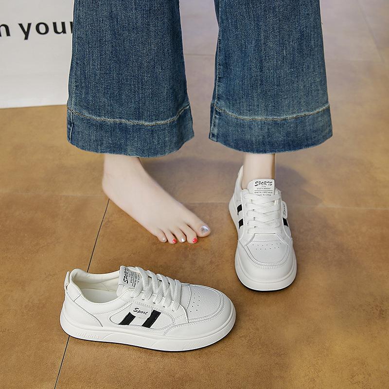 Fühle Sommer 2025 neue flache Einzelnetz-Mesh atmungsaktive und nicht stickige Füße Damenmodelle treten auf Scheiße kleine weiße Schuhe Studenten-Board sh