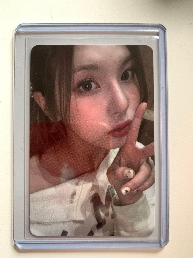 [Б/У] TWICE~Чеён Косметичка READY TO BE
