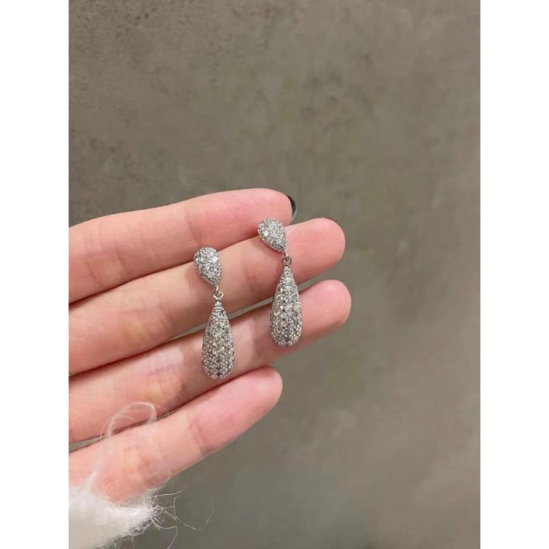 Korean Style Oval Earrings: Chic, Versatile, & Elegant Gift for Women