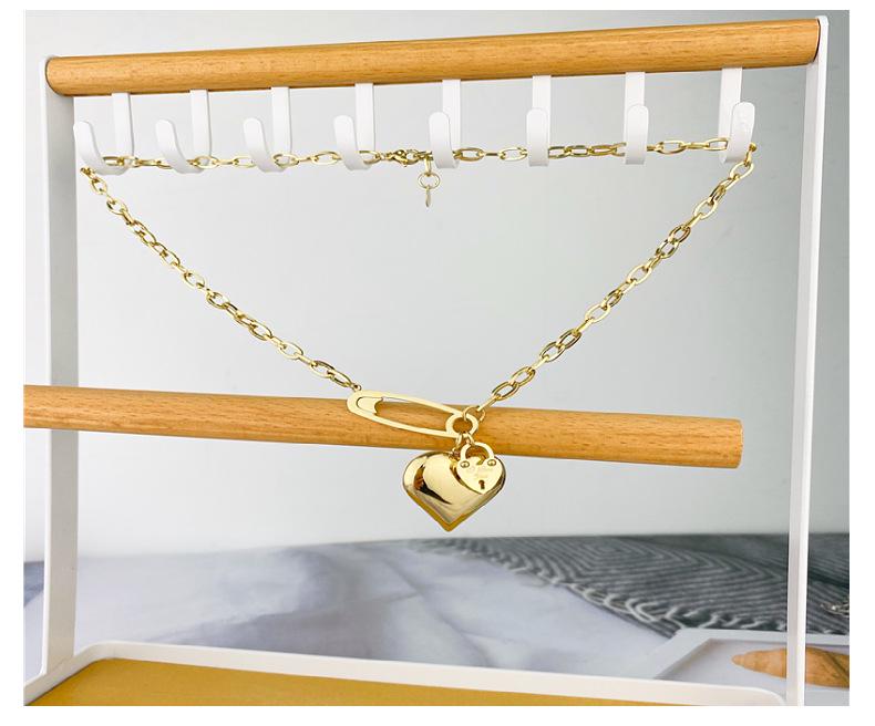 Retro Harajuku-Style Heart Necklace - European & American Influenced Women's Disco Chic Design