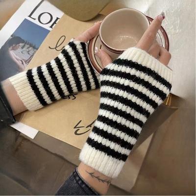Autumn and Winter Short Style Stripe Fingerless Knitted Mao Line Gloves Women Fashion Keep Warm Cold Protection Cover Elbow Mittens