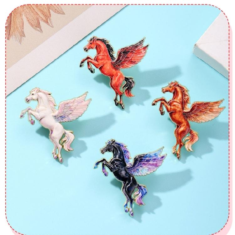 Multi Purpose Safe Fastening Cartoon Horse Brooch Animal Shaped Pin with Secure Back Closure Clothing Accessory