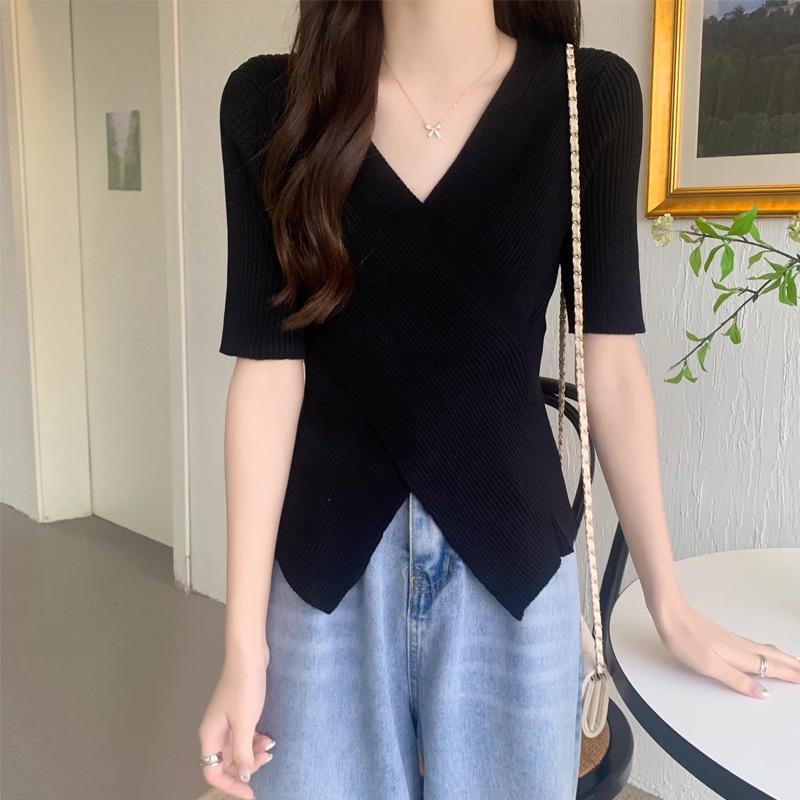2024 Women's Korean V-Neck Irregular Cross Design Short-Sleeved T-Shirt, Plus Size, Solid Color.