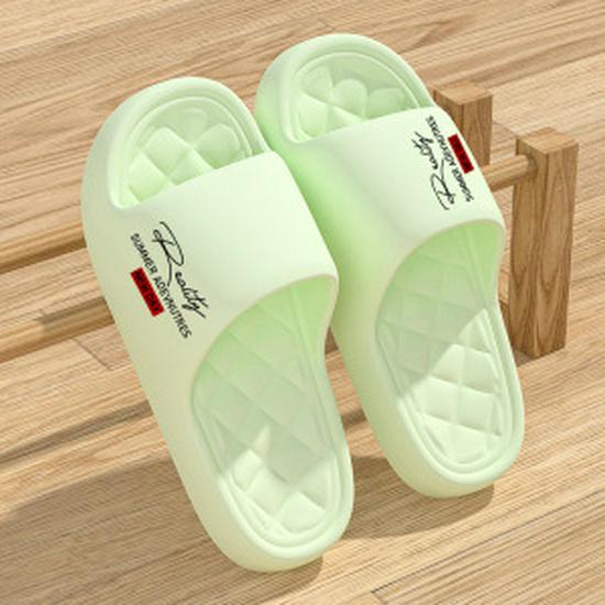 2025 Women's Soft-Feel Summer Slippers, Non-Slip Thick-Soled for Home & Outdoor Wear