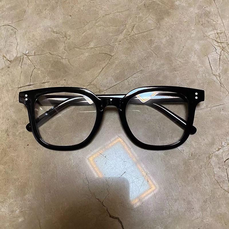 Women's Cute Round Blush Glasses for Students - Fashionable Myopia Frames