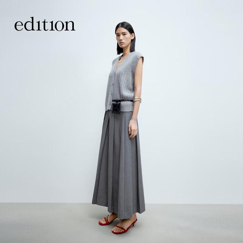 

Women s Wool Knit Vest with Acetate Back Panel L