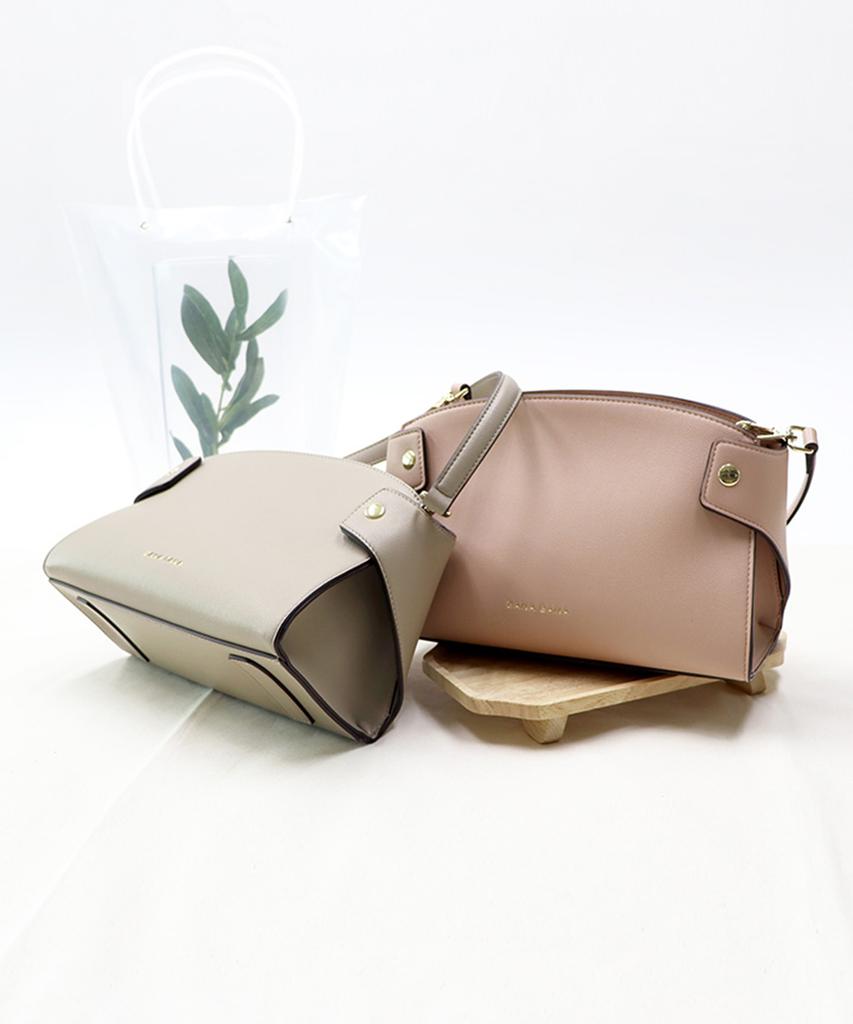Banabana Winne B Shoulder & Crossbody Bag