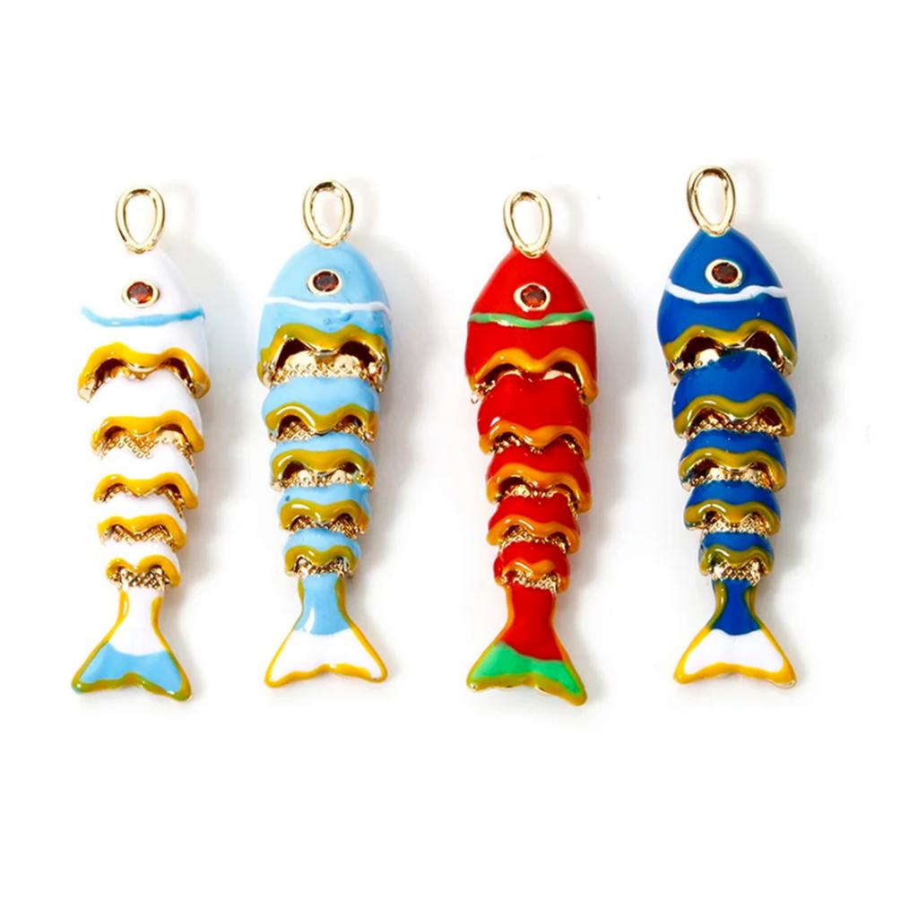 Vibrant Summer Ocean Fish Pendant Necklace Copper Neck Jewelry for Women Lightweight Design Collarbone Chain