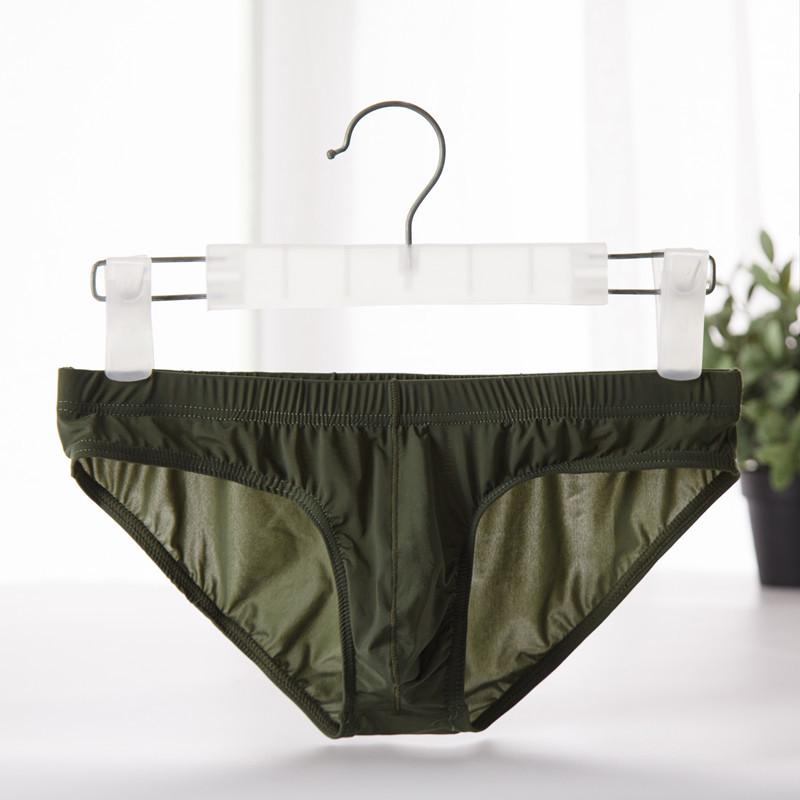 

Нові чоловічі ультратонкі безшовні труси з крижаного шовку S 1.8-2 армія зелений колір