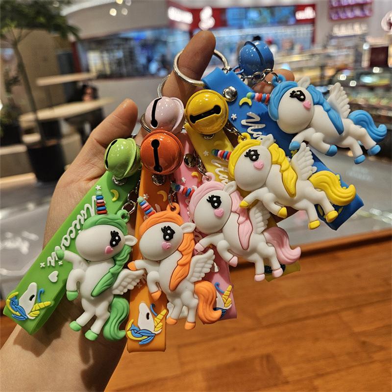 Internet-Berühmtheit Cartoon-Puppe Schlüsselanhänger Taschenanhänger Studentenanhänger Niedlicher PVC-Schlüsselanhänger Paar Auto Schmuck