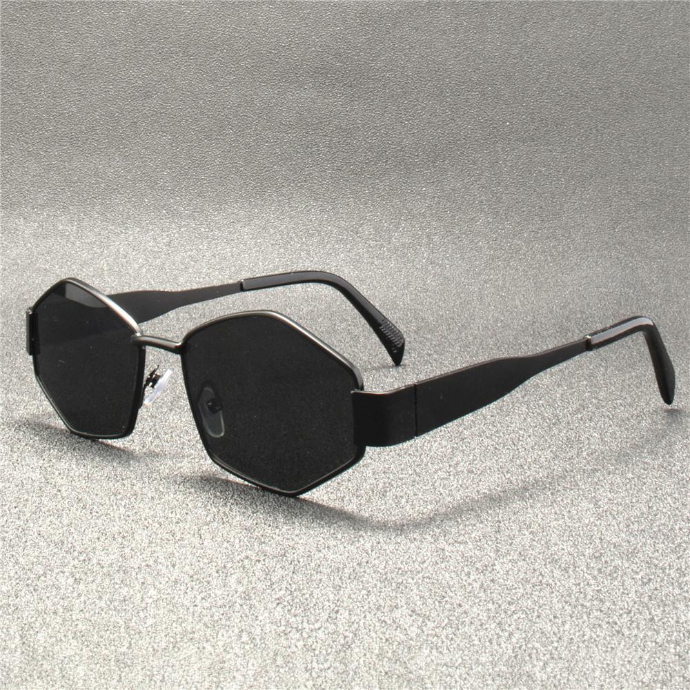 Vintage Punk Style Sunglasses Men Retro Round Metal Frame Women Sun Glasses Fashion Eyewear