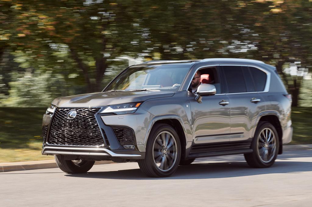 

F-Sport body kit for Lexus LX 500d/600