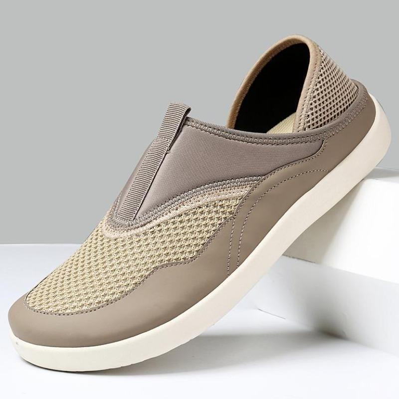New Men's Shoes - One-piece Perforated Mesh Upper Soft-soled Casual Shoes, Lazy Shoes
