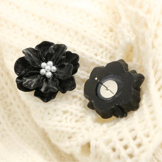 1 Pair Stud Earrings Anti-allergy Decorative Exquisite Temperament Hyperbole Flower Faux Pearl Earrings for Dating