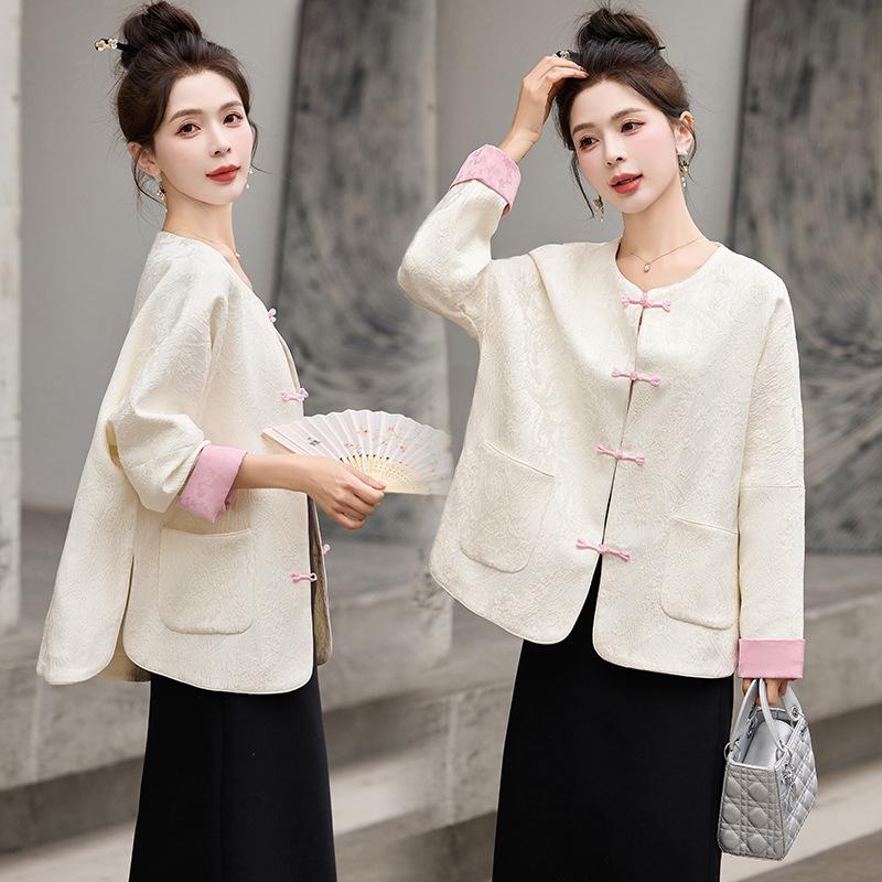 

Осенний комплект в китайском стиле из жаккардовой куртки с застежкой-лягушкой и юбки-полусолнце, с цветными блоками M (45-55 kg) розовый