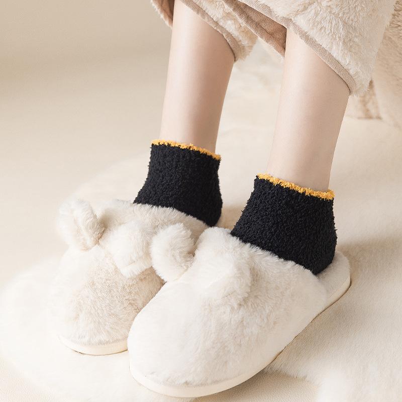 New Women's Slouch Socks Women Thickened Coral Fleece Warm Indoor Floor Silicone Non-slip Invisible Cotton Boat Socks Hipster