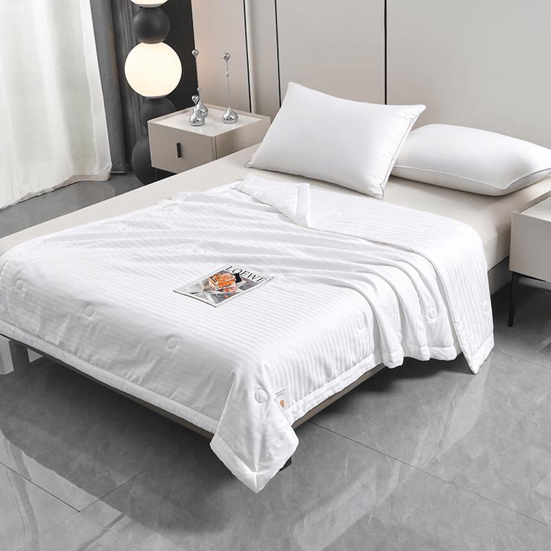 Fangwang Tussah Silk Jacquard All-Season Quilt