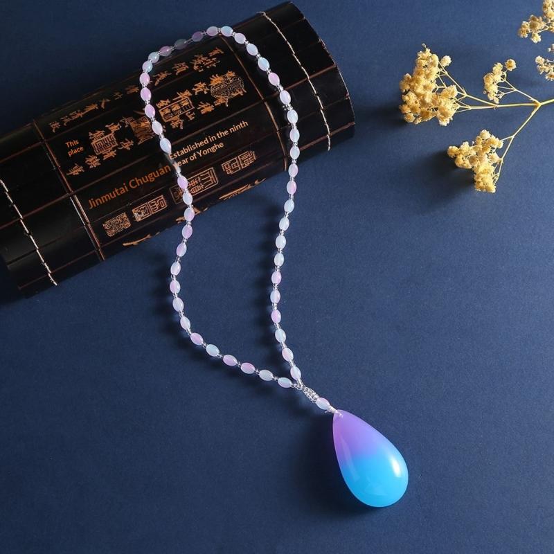 Amber Beeswax Gradient Purple-Blue Necklace Water Drop Flowers Pendent Necklace For Women Unisex Beaded Pendant Ornaments Gift