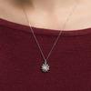 Long Chain Cubic Fleur Neck LISSE