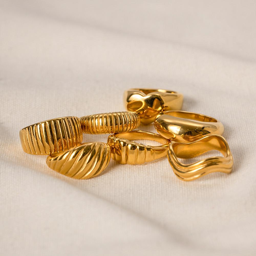 Youthway 18K Vergoldeter Edelstahl Geometrischer Modering Wasserdicht Antiallergisch Farbecht Mode Zirkon Unisex 2024