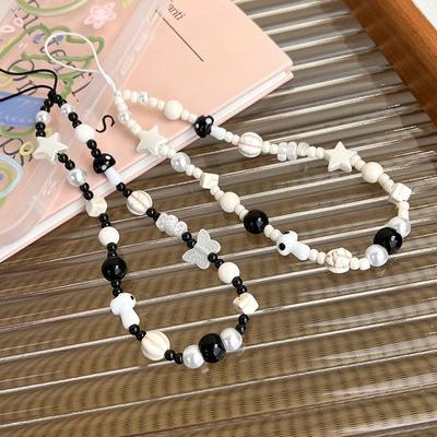 1piece Sweet Black White Color Phone Straps for Girl Simplicity Fashion Boho Style Short Phone Lanyard Lovely Earphone Pendant