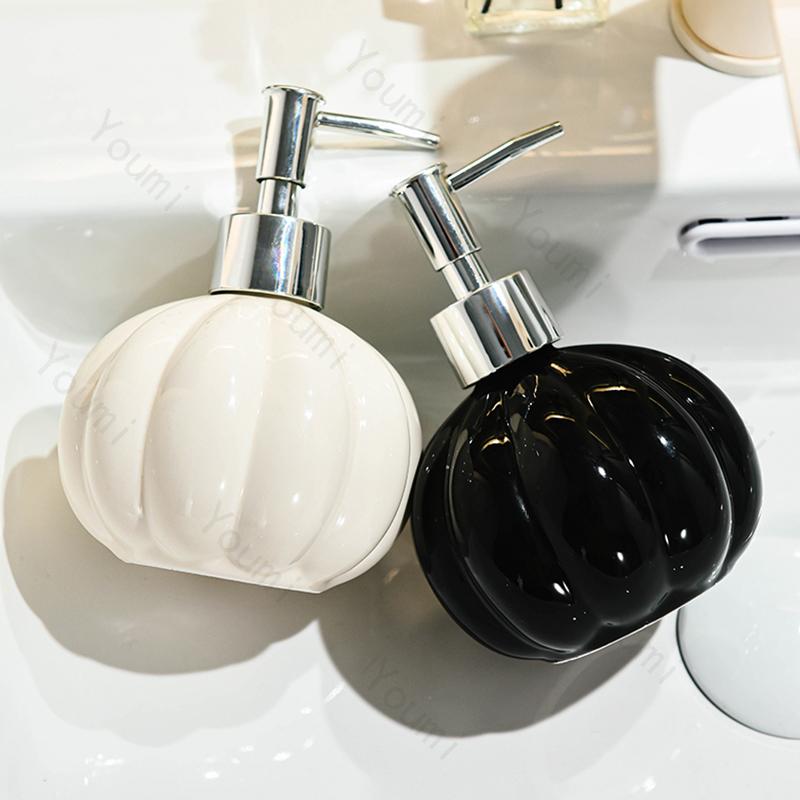 Pumpkin Shaped Ceramic Shampoo Bottle Creative Home Decor Kitchen Liquid Soap Shampoo Dispenser  Bottles Bathroom Accessories