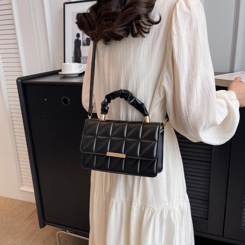 Fashionable Pu Leather Small Crossbody Bag Trendy Street Style Handbag For Women 2023