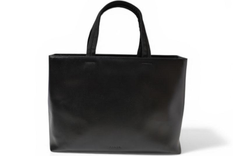 

Used PRADATote Bag leather unisex