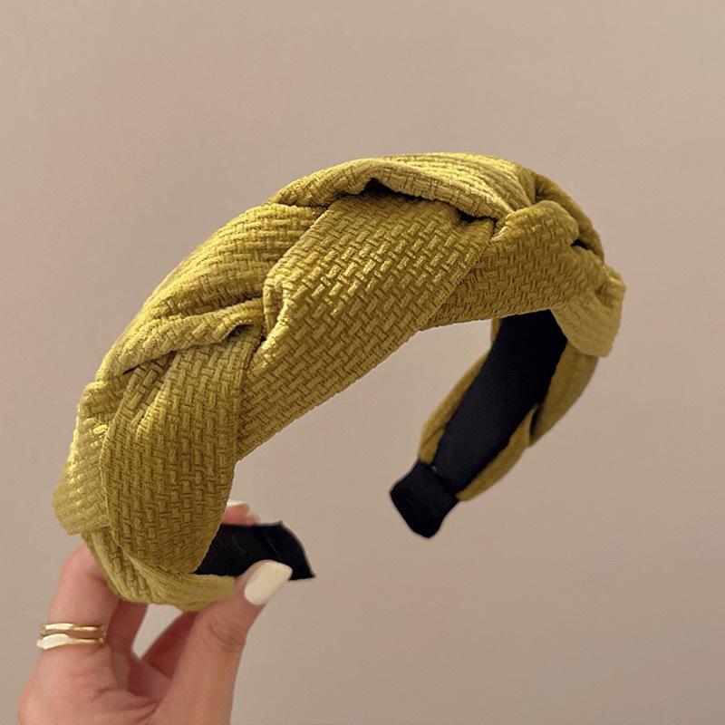 Women's Retro Korean Christmas Headband: High-End Autumn/Winter Hair Jewelry & Versatile Accessory