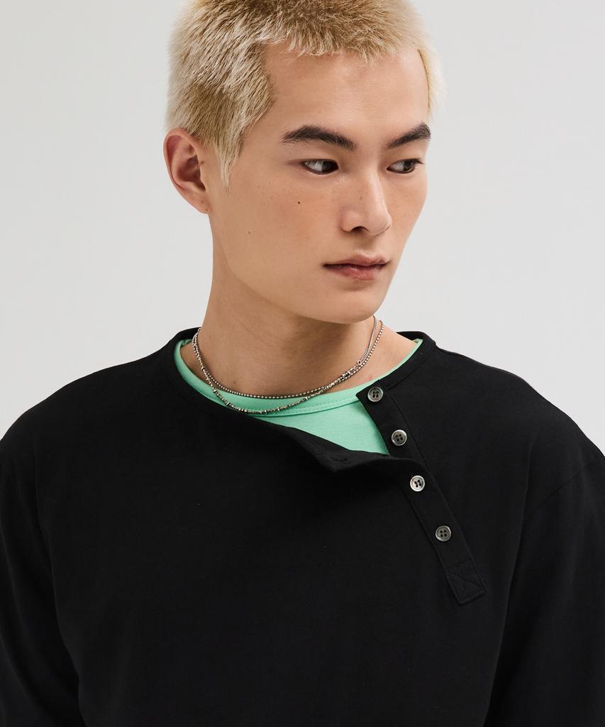 LEIRE Diagonales Henley-Langarm-T-Shirt [Schwarz]