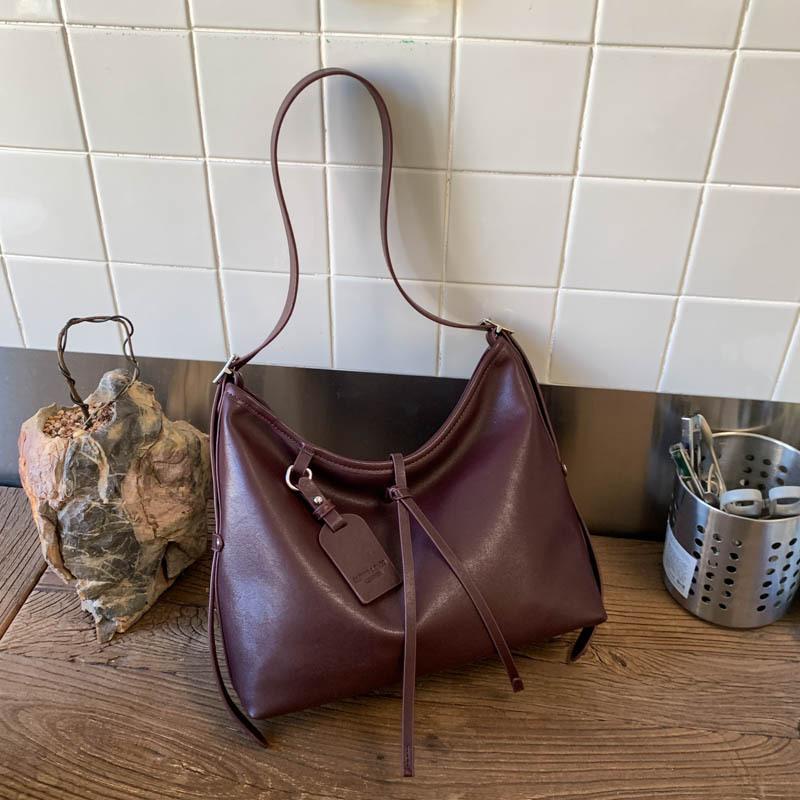 

Модный тренд текстура новая сумка осень и зима персонализированная на плечо сумка-мессенджер 2025 повседневная женская сумка-пельмень бордовый