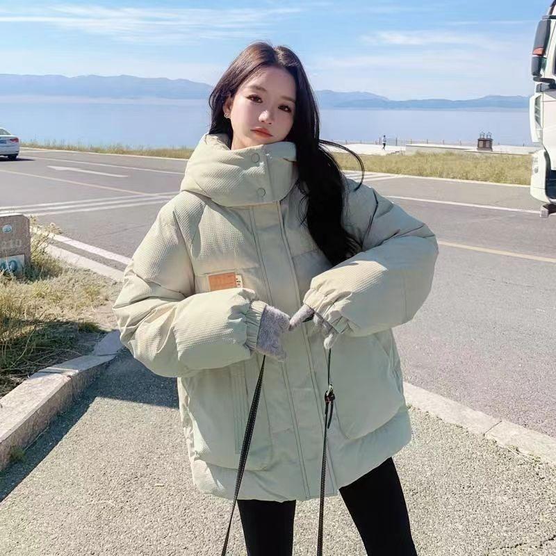 

Зимняя новая куртка из хлопка 2024 года, короткая свободная толстая куртка из хлопка с капюшоном, корейская версия, куртка из хлопка XXXL светло-зеленый