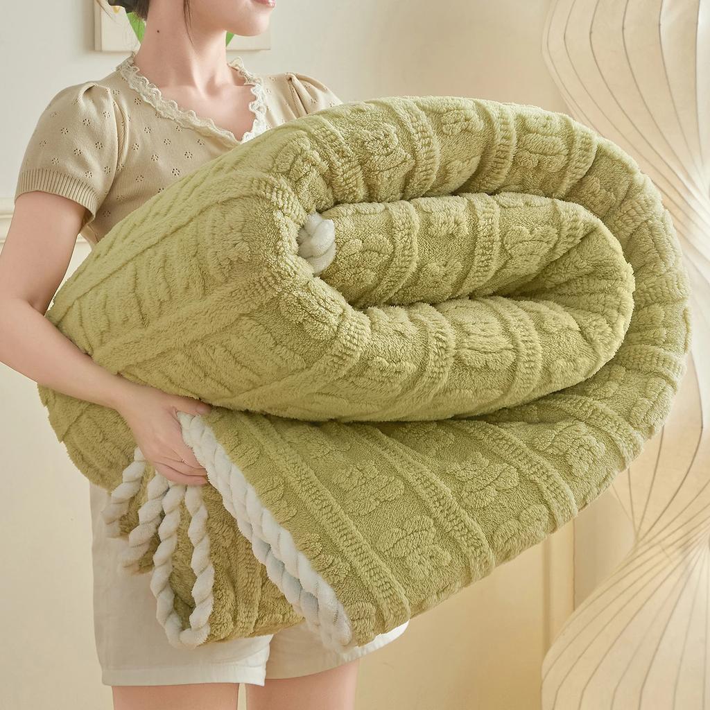 Thickened Coral Fleece Bed Blankets for Winter Warm Soft Imitation Lambs Wool Jacquard Blankets for Bedroom Sleeping Sofa Throw