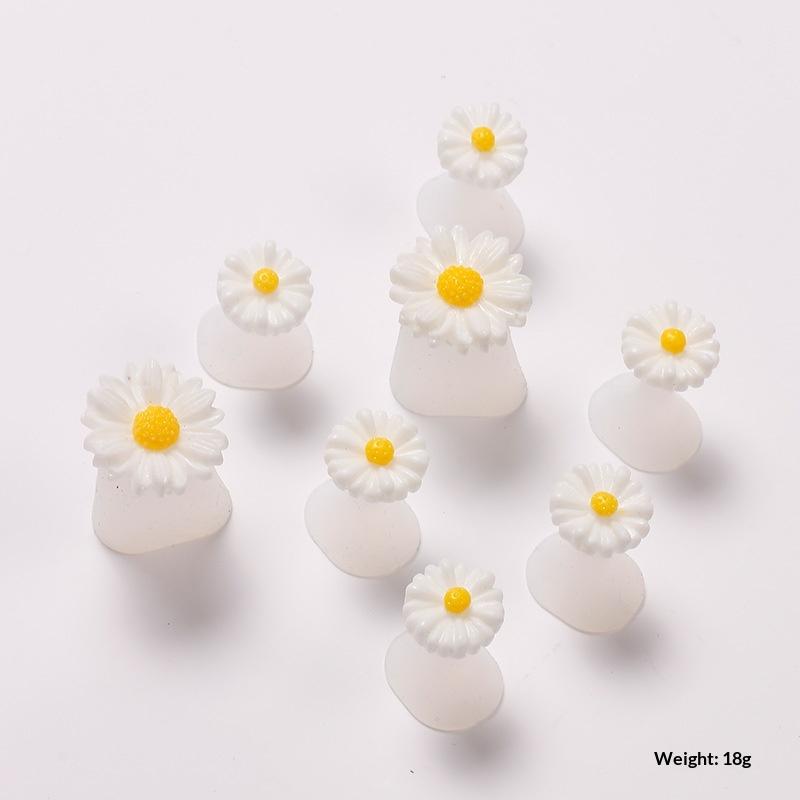 Soft Non-pinch Toe Separators 8 Pcs Reusable Plastic Cute Flower Pearl Designs for Long Time Pedicure Nail Polish