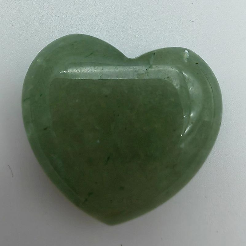 Cross-border Heart-Shaped Natural Crystal Stone Ornament for Office Desk 2.4cm x 2.7cm