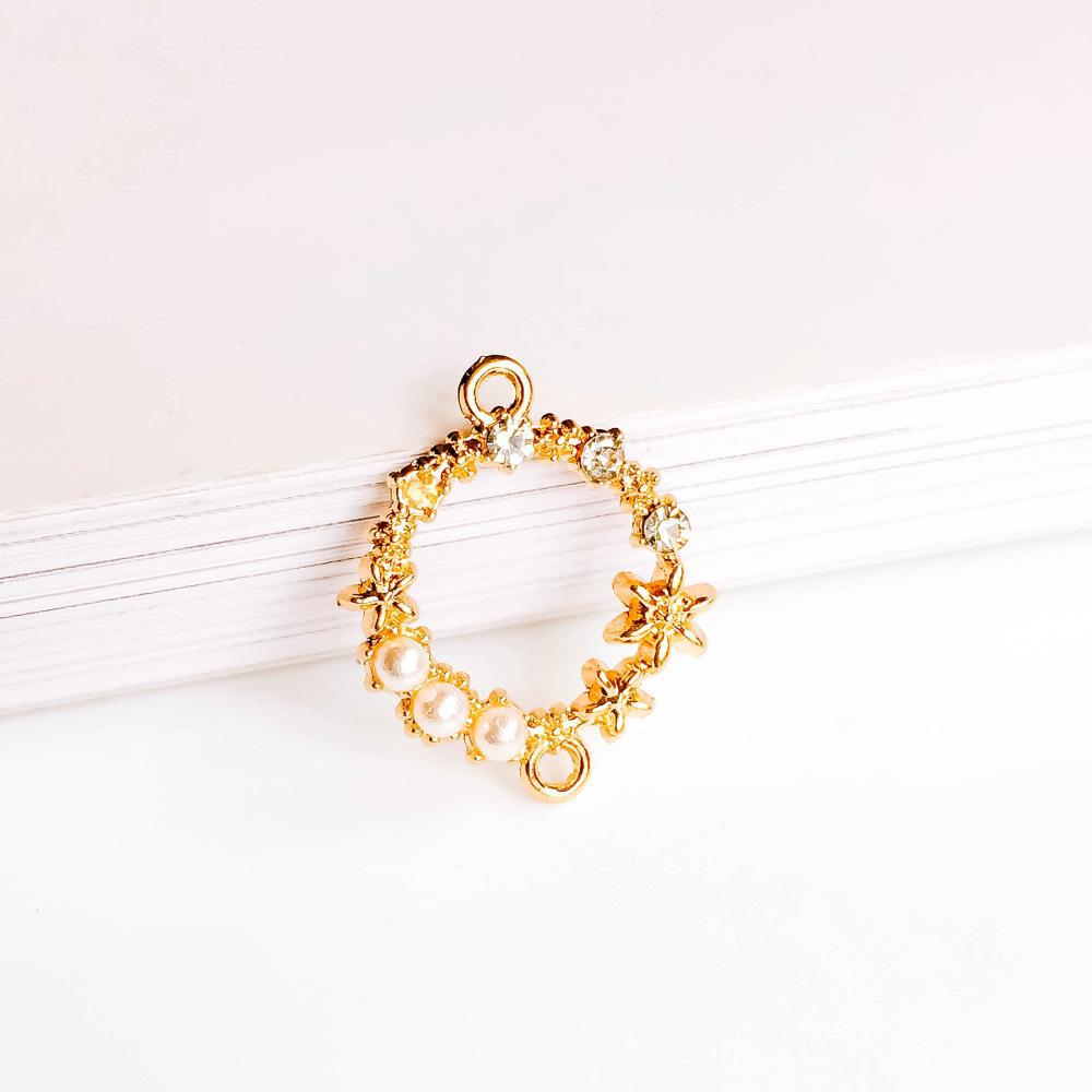 Alloy Love Oval Pendant Earrings with Diamond and Pearl Connector Accessories