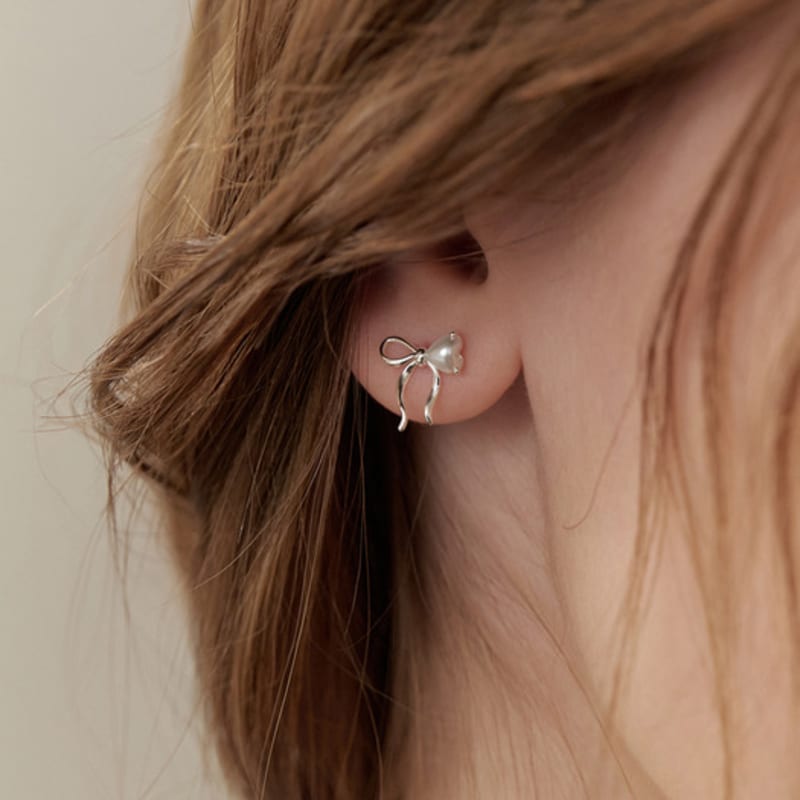 TATIANA (925 Silver) One-Side Heart Ribbon Earrings EC3086