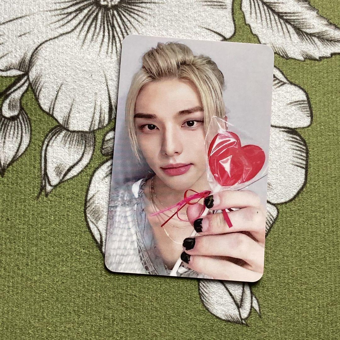 

[USED] StrayKids Raku-STAR Streaming Stray Kids Winner Hyunjin Trading Card