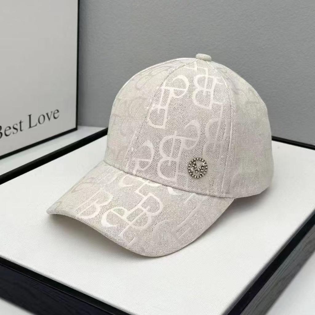 Seasonal Floral Embroidered Baseball Cap - Black Mesh Cap, Outdoor Sports and Casual Wear, Sports Cap | Fashionable Dad Cap | Durable Helmet