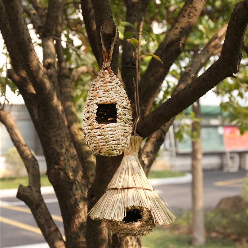 Birds Nest Outdoor Hand-Weaved Decorative Bird House Bird Cage Shelter Weaved Hanging Parrot Nest Creative Handmade Bird Cage
