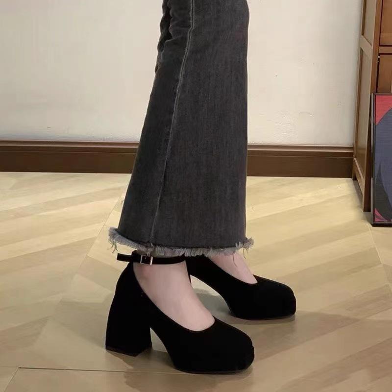 2024 Versatile Black Chunky Heel Mary Jane Shoes for Women - Elegant Bridesmaid or Wedding Shoe