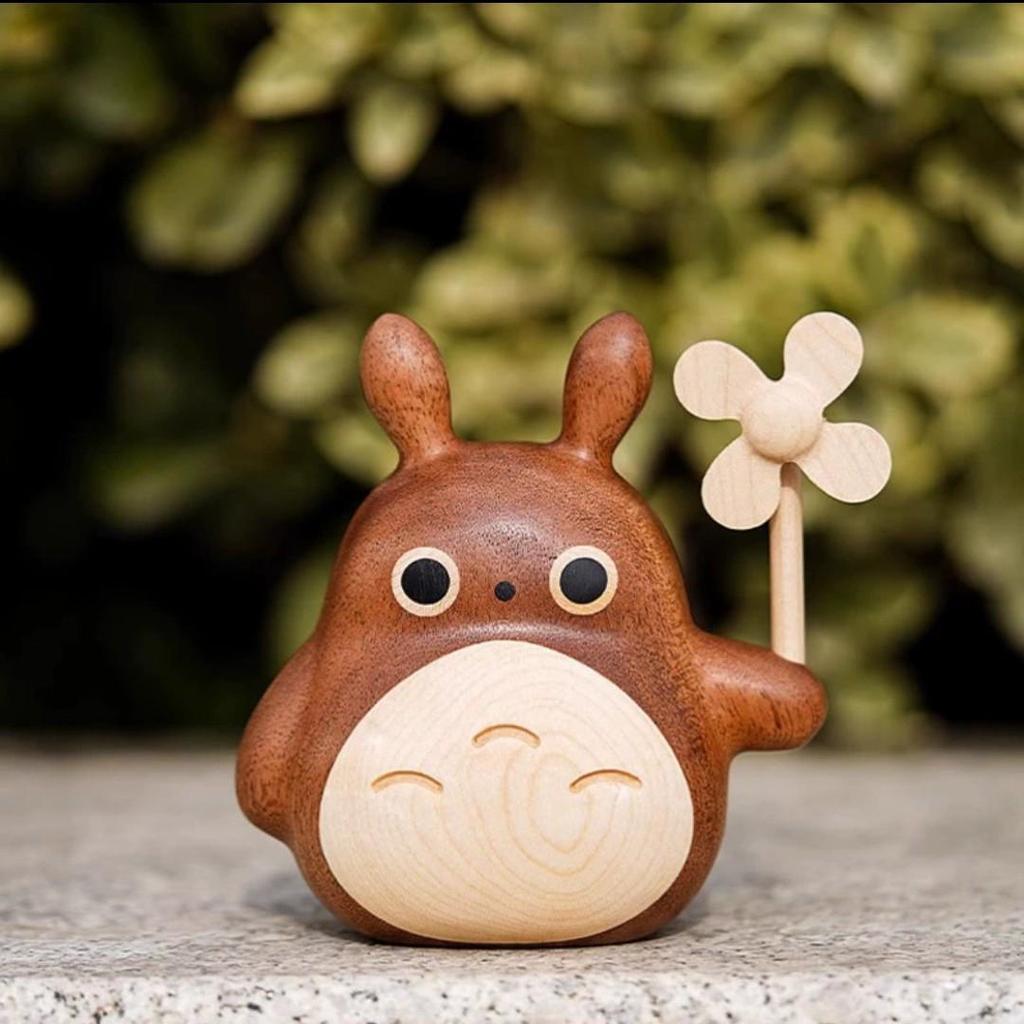 Massivholz Totoro und No-Face Figuren - Niedliche Wohnzimmerdeko und Geschenke