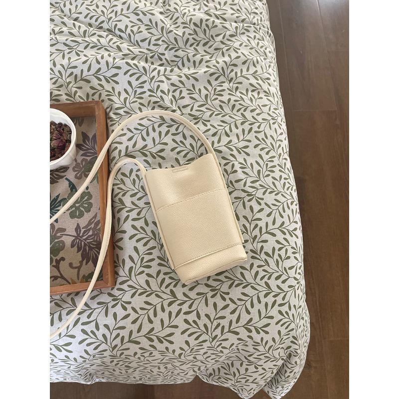 

Корейская новая повседневная сумка через плечо для мобильного телефона Ins Простая и модная мягкая кожаная сумка через плечо для женщин Милая мини-сумка