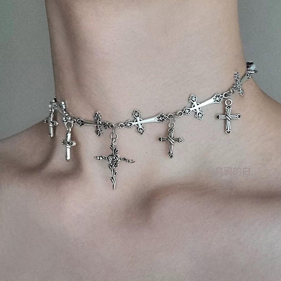 

Gothic Personality Darkness Sliver Color Cross Tassel Chain Rose Flower Pendant Choker Necklace for Women Hip-hop Rock Jewelry