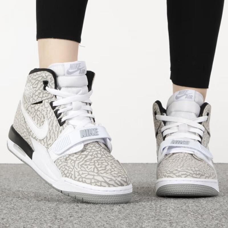Jordan Legacy 312 Flip GS AT4040-100