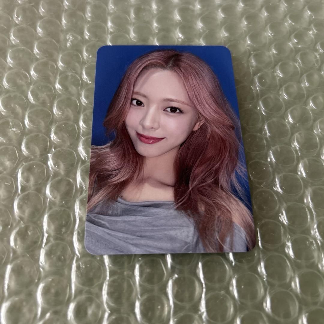 

[USED] ITZY Yuna Face-to-Face Winner Exclusive Trading Card Makestar GWBG