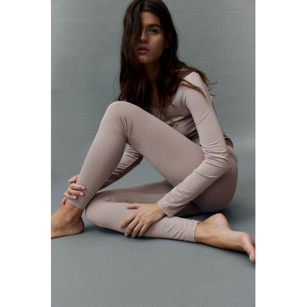 

Леггинсы HM Thermolite Светло-серо-коричневый